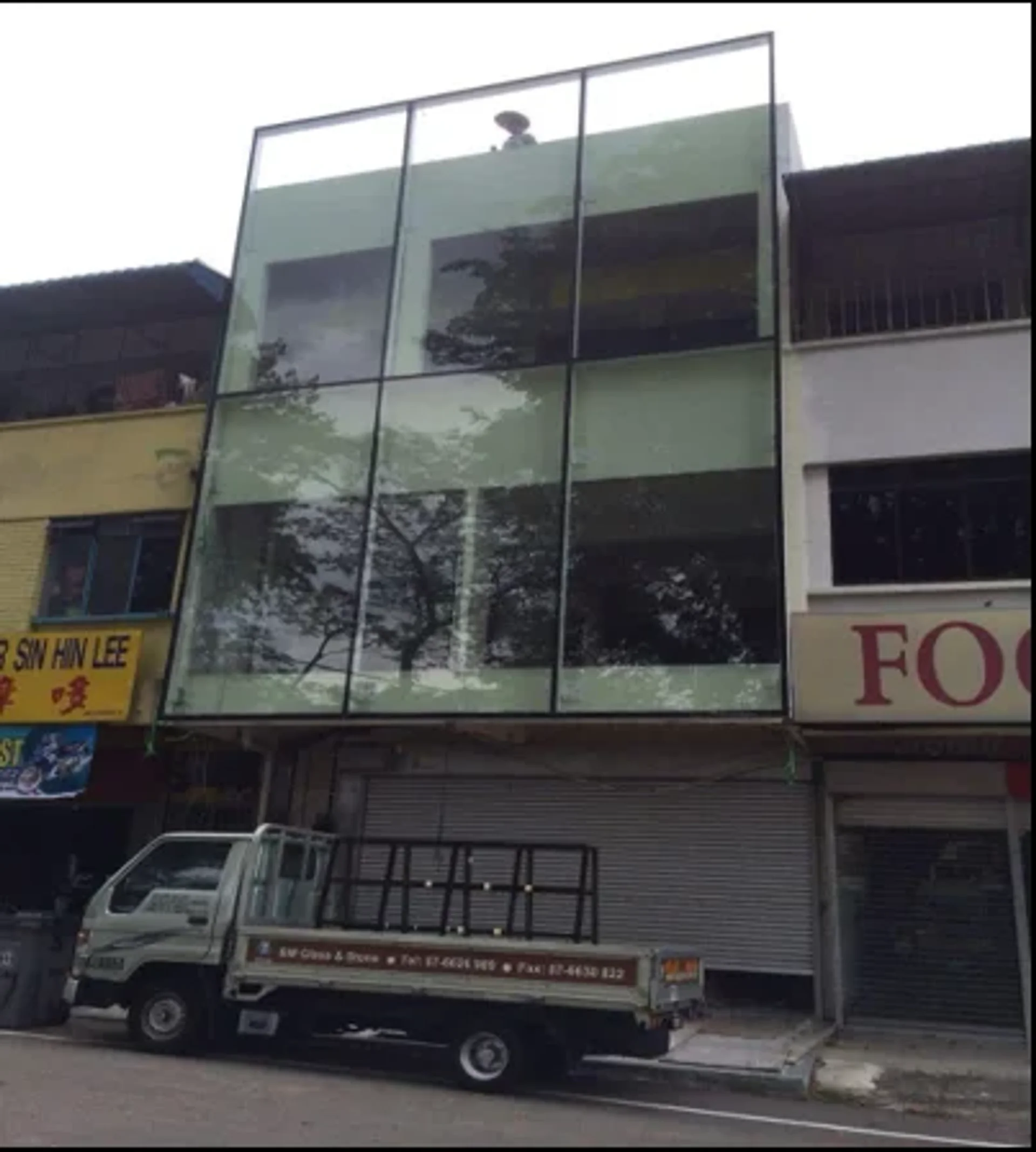 CURTAIN WALL